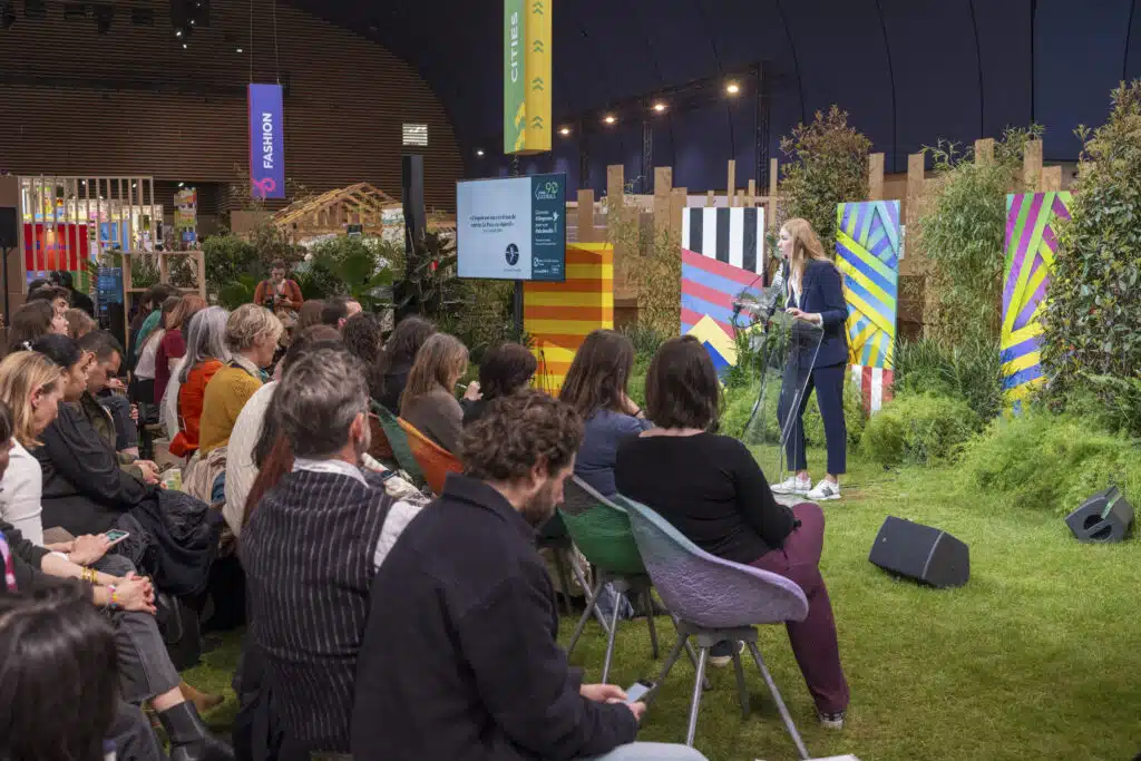 Listen to entrepreneur pitch in a garden