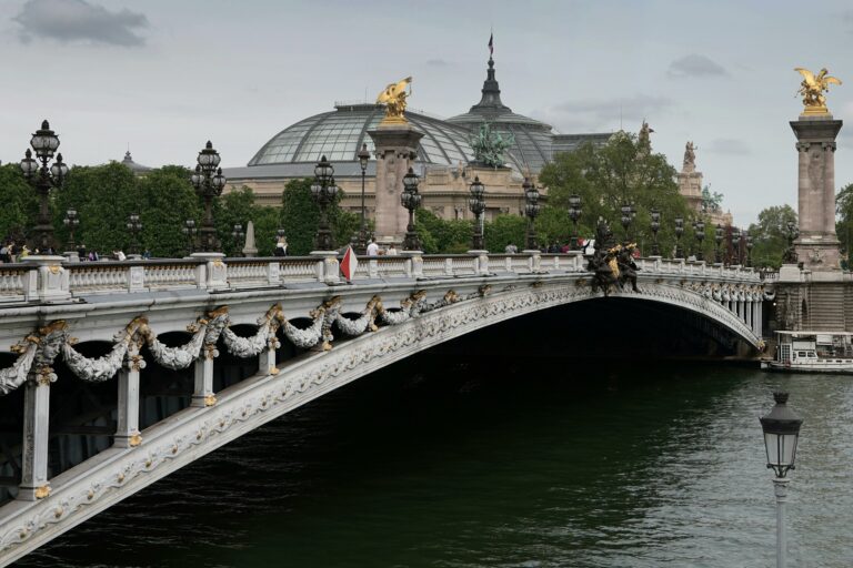 PARIS PIONNEERS